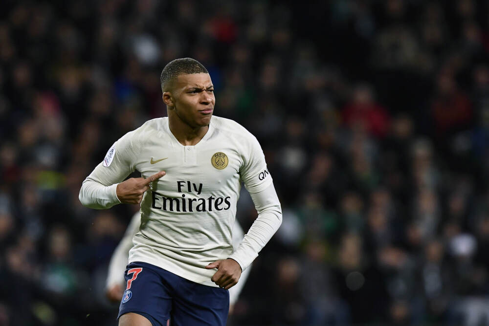 【四中全会精神在基层】助企服务精准发力